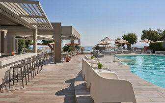 Atlantica Amalthia Beach Resort- bar - letecký zájazd CK Turancar - Kréta, Karvos
