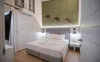 Flamingos Hotel - superior apartmán -letecký zájazd CK Turancar - Kréta, Chania