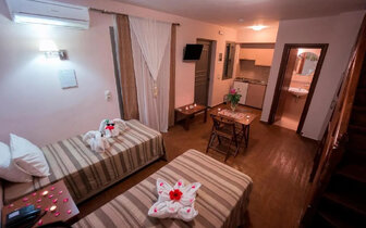 Flamingos Hotel - dvojlôžková izba -letecký zájazd CK Turancar - Kréta, Chania