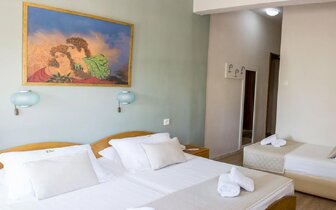 Hotel Europe - izba - Paralia - letecký zájazd CK TURANCAR