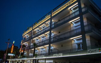 Hotel Europe exteriér - Paralia - letecký zájazd CK TURANCAR