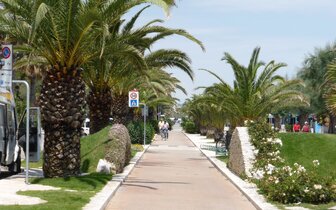 Rezidencia Mediterraneo due- cyklistický chodník - zájazd vlastnou dopravou CK Turancar - Taliansko, Palmová riviéra, San Benedetto del Tronto