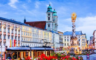 CK Turancar, autobusový poznávací zájazd, Česko a Rakúsko, Linz, historické centrum mesta CK Turancar, autobusový poznávací zájazd, Česko a Rakúsko, Linz, historické centrum mesta