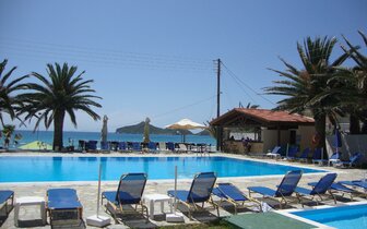 Hotel Alkyon - bazén - letecký zájazd CK Turancar - Korfu, Agios Georgios Hotel Alkyon - bazén - letecký zájazd CK Turancar - Korfu, Agios Georgios