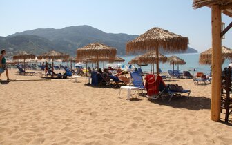 Hotel Alkyon - pláž - letecký zájazd CK Turancar - Korfu, Agios Georgios Hotel Alkyon - pláž - letecký zájazd CK Turancar - Korfu, Agios Georgios