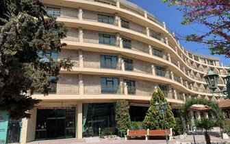 Hotel Mena Palace - letecký zájazd CK Turancar - Bulharsko, Slnečné pobrežie - vchod