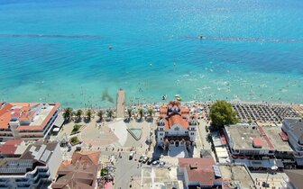 Parália - Olympic beach - panoráma - autobusová doprava CK Turancar - Grécko, Olympská riviéra, Olympic beach