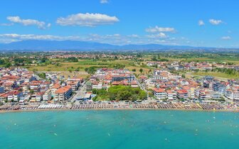 Parália - Olympic beach - panoráma - autobusová doprava CK Turancar - Grécko, Olympská riviéra, Olympic beach
