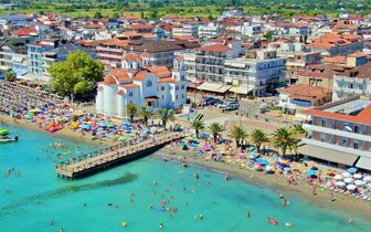 Parália - Olympic beach - panoráma - autobusová doprava CK Turancar - Grécko, Olympská riviéra, Olympic beach