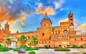 CK Turancar, Letecký poznávací zájazd, Sicília a Liparské ostrovy, Palermo, katedrála CK Turancar, Letecký poznávací zájazd, Sicília a Liparské ostrovy, Palermo, katedrála