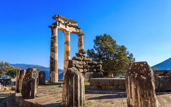 Letecký poznávací zájazd,  Okruh Gréckom a Sarónske ostrovy, Delfy