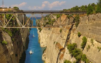 Letecký poznávací zájazd,  Okruh Gréckom a Sarónske ostrovy, Korinský prieplav