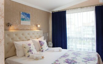 Zeus - izba - letecký a autobusový zájazd CK Turancar - Bulharsko, Pomorie