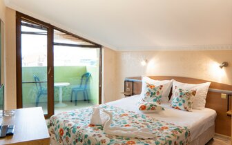 Zeus - izba - letecký a autobusový zájazd CK Turancar - Bulharsko, Pomorie