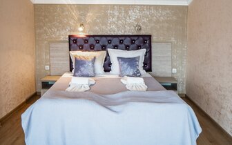 Zeus - izba - letecký a autobusový zájazd CK Turancar - Bulharsko, Pomorie