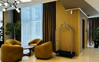 Hotel Queen Nelly - vstupná hala - letecký a autobusový zájazd CK Turancar - Bulharsko , Primorsko Hotel Queen Nelly - vstupná hala - letecký a autobusový zájazd CK Turancar - Bulharsko , Primorsko
