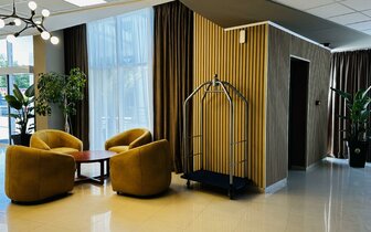 Hotel Queen Nelly - vstupná hala - letecký a autobusový zájazd CK Turancar - Bulharsko , Primorsko Hotel Queen Nelly - vstupná hala - letecký a autobusový zájazd CK Turancar - Bulharsko , Primorsko