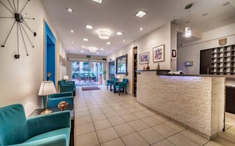 Hotel Nikola - recepcia - autobusový zájazd CK Turancar - Chorvátsko, Vodice Hotel Nikola - recepcia - autobusový zájazd CK Turancar - Chorvátsko, Vodice