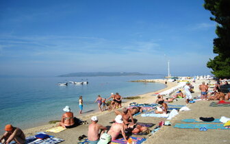 hotel Biokovka - pláž - autobusový zájazd CK Turancar - Chorvátsko, Makarska