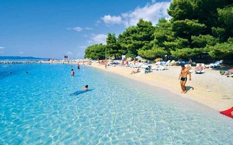 hotel Biokovka - pláž - autobusový zájazd CK Turancar - Chorvátsko, Makarska
