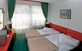 hotel Biokovka - izba - autobusový zájazd CK Turancar - Chorvátsko, Makarska