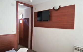 hotel Aurora - izba - autobusový zájazd CK Turancar - Chorvátsko, Podgora hotel Aurora - izba - autobusový zájazd CK Turancar - Chorvátsko, Podgora