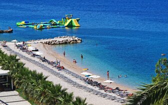 hotel Aurora - pláž - autobusový zájazd CK Turancar- Chorvátsko, Podgora hotel Aurora - pláž - autobusový zájazd CK Turancar- Chorvátsko, Podgora