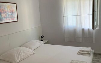 Vila Dalmacija - Makarska - spálňa apartmán - autobusový zájazd CK Turancar - Chorvátsko, Makarska
