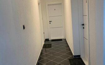 Vila Dalmacija - Makarska - chodba - autobusový zájazd CK Turancar - Chorvátsko, Makarska