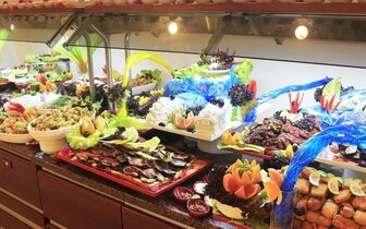 Hotel Xeno Eftalia Resort - bufetové stoly - letecký zájazd CK Turancar - Turecko, Konakli