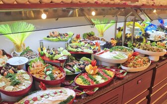 Hotel Xeno Eftalia Resort - bufetové stoly - letecký zájazd CK Turancar - Turecko, Konakli