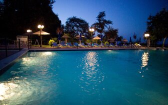 Hotel Sun Beach - bazén - letecký zájazd CK Turancar - Grécko, Olympská riviéra, Platamonas Hotel Sun Beach - bazén - letecký zájazd CK Turancar - Grécko, Olympská riviéra, Platamonas