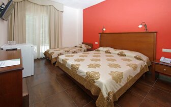 Hotel Sun Beach - izba - letecký zájazd CK Turancar - Grécko, Olympská riviéra, Platamonas Hotel Sun Beach - izba - letecký zájazd CK Turancar - Grécko, Olympská riviéra, Platamonas