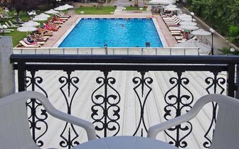 Hotel Sun Beach - pohľad z terasy - letecký zájazd CK Turancar - Grécko, Olympská riviéra, Platamonas Hotel Sun Beach - pohľad z terasy - letecký zájazd CK Turancar - Grécko, Olympská riviéra, Platamonas