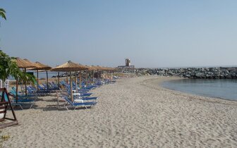 Hotel Sun Beach - pláž - letecký zájazd CK Turancar - Grécko, Olympská riviéra, Platamonas Hotel Sun Beach - pláž - letecký zájazd CK Turancar - Grécko, Olympská riviéra, Platamonas