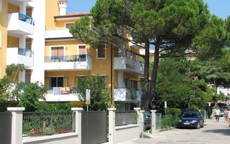 Rezidencia Gondola B v BIBIONE SPIAGGIA, zájazdy autobusovou a individuálnou dopravou  do Talianska, CK TURANCAR