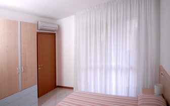 Rezidencia RIOMAR Bibione Spiaggia, zájazdy autobusovou a individuálnou dopravou CK TURANCAR