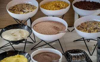 Holiday Resort Ad Turres - reštaurácia - autobusový zájazd CK Turancar - Chorvátsko, Kvarner, Crikvenica