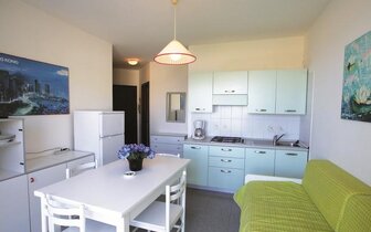 rezidencia Giudecca s bazénom v BIBIONE, zájazdy individuálnou a autobusovou dopravou CK TURANCAR