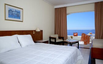 Hotel Sunshine Club - izba - letecký zájazd CK Turancar - Korfu, Nissaki Hotel Sunshine Club - izba - letecký zájazd CK Turancar - Korfu, Nissaki
