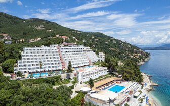 Hotel Sunshine Club - pláž - letecký zájazd CK Turancar - Korfu, Nissaki Hotel Sunshine Club - pláž - letecký zájazd CK Turancar - Korfu, Nissaki