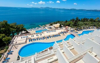 Hotel Sunshine Club - bazén - letecký zájazd CK Turancar - Korfu, Nissaki Hotel Sunshine Club - bazén - letecký zájazd CK Turancar - Korfu, Nissaki