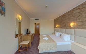 Hotel Kamenec Kiten - izba - letecký a autobusový zájazd CK Turancar  - Bulharsko, Kiten Hotel Kamenec Kiten - izba - letecký a autobusový zájazd CK Turancar  - Bulharsko, Kiten