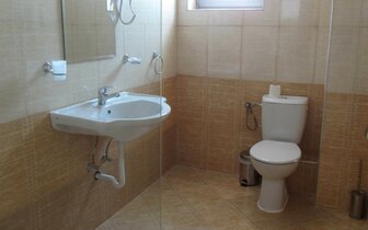 Hotel Kamenec - kúpeľňa - letecký a autobusový zájazd CK Turancar - Bulharsko, Nesebar Hotel Kamenec - kúpeľňa - letecký a autobusový zájazd CK Turancar - Bulharsko, Nesebar