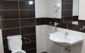 Hotel Kamenec - kúpelňa - letecký a autobusový zájazd CK Turancar - Bulharsko, Nessebar Hotel Kamenec - kúpelňa - letecký a autobusový zájazd CK Turancar - Bulharsko, Nessebar