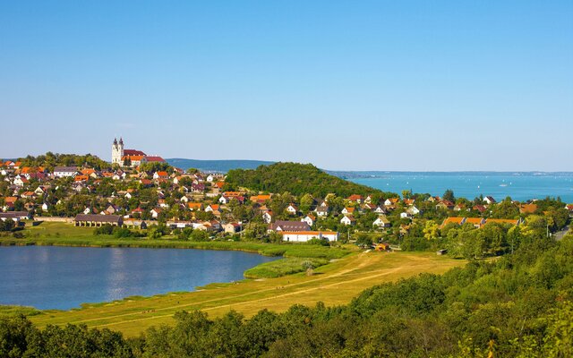 CK Turancar, Jednodňový autobusový poznávací zájazd, Balaton a Tihany