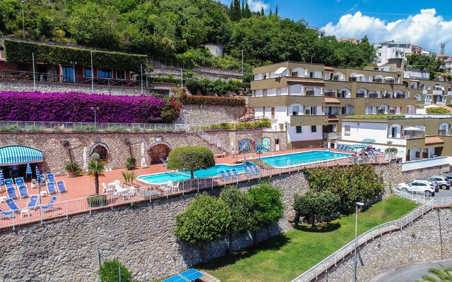 Sant Anna apartmány, Ligúrska riviéra, dovolenka individuálnou dopravou CK TURANCAR Sant Anna apartmány, Ligúrska riviéra, dovolenka individuálnou dopravou CK TURANCAR