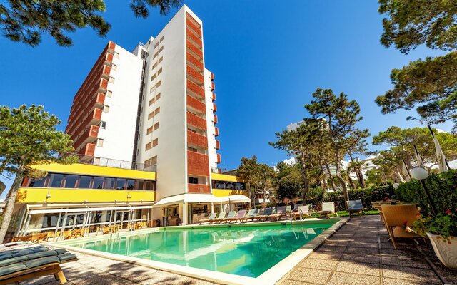 Hotel American - zájazd CK Turancar - Taliansko - Lignano