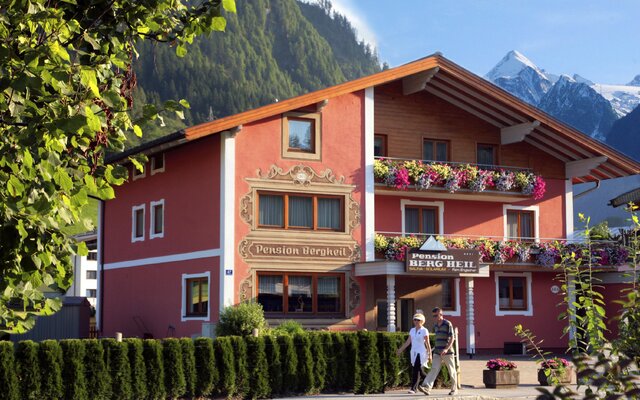 Pension Bergheil - zájazd CK Turancar - Rakúsko zima - Kaprun