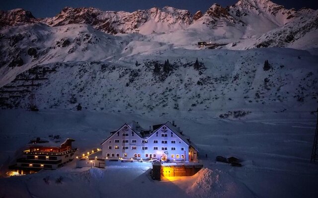 Alpenhotel St.Christoph - zájazd CK Turancar - Rakúsko zima - St.Anton am Arlberg